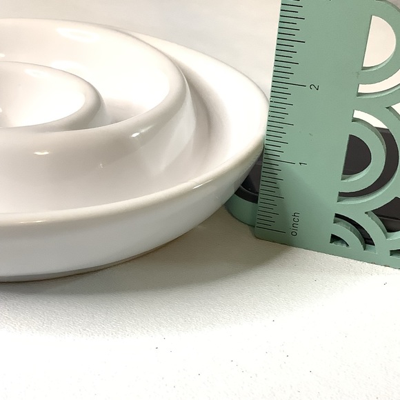 Pottery Barn Swirl White Ceramic Spiral Bowl 7" Appetizer Dipping Plate - Picture 6 of 6